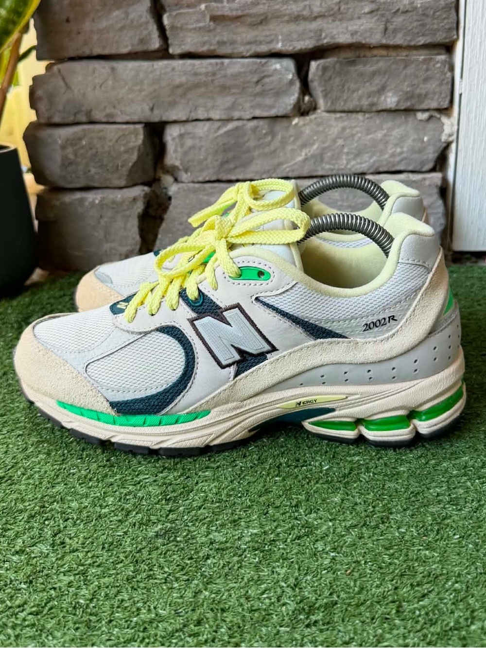 New Balance 2002R Grey Matter / Green Apple / Limelight Women's Sneakers